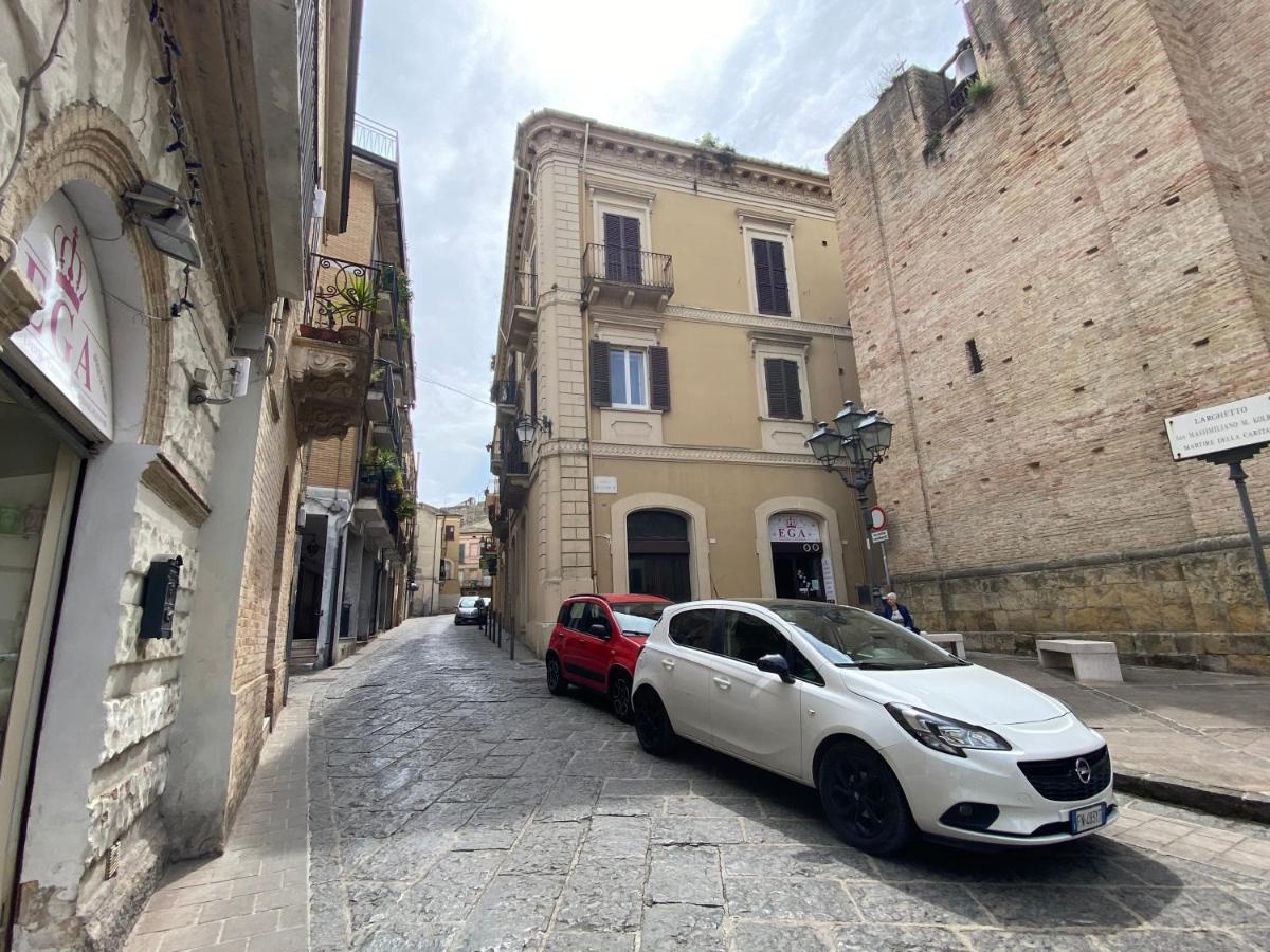 Via Del Corso Appartement Lanciano Buitenkant foto